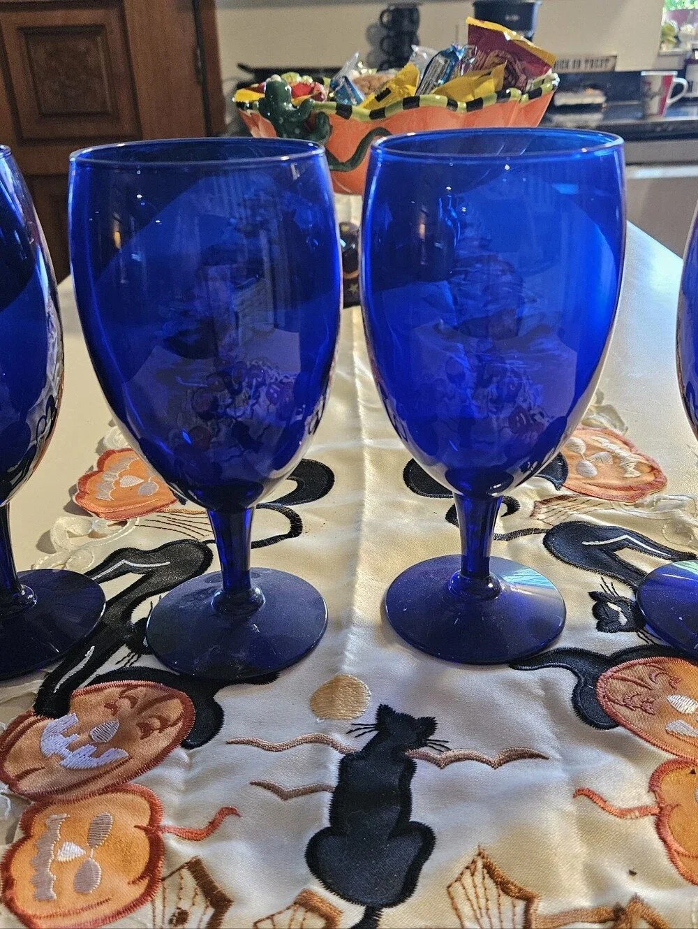 Vintage Cobalt Blue Wine Goblets / Water Glasses - Set of 4
